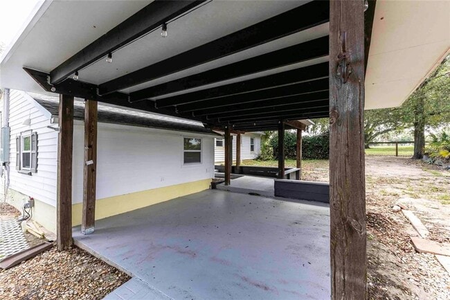 Building Photo - 11302 SE Hwy 42