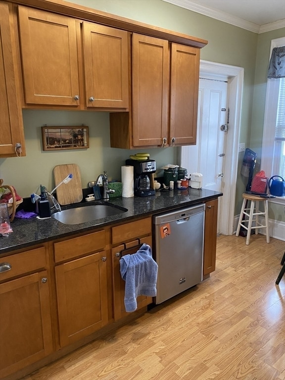 Building Photo - 127 Lincoln Ave