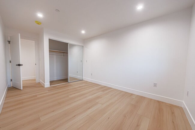 Building Photo - 1658 S. Hayworth