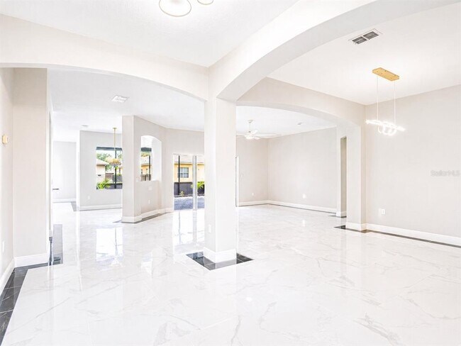 Building Photo - 3747 Eagle Isle Cir
