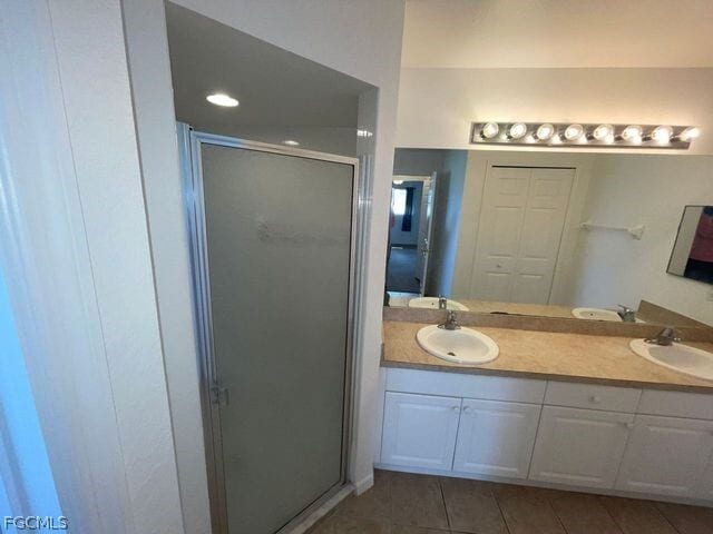 Building Photo - 721 Castlestone Ave S