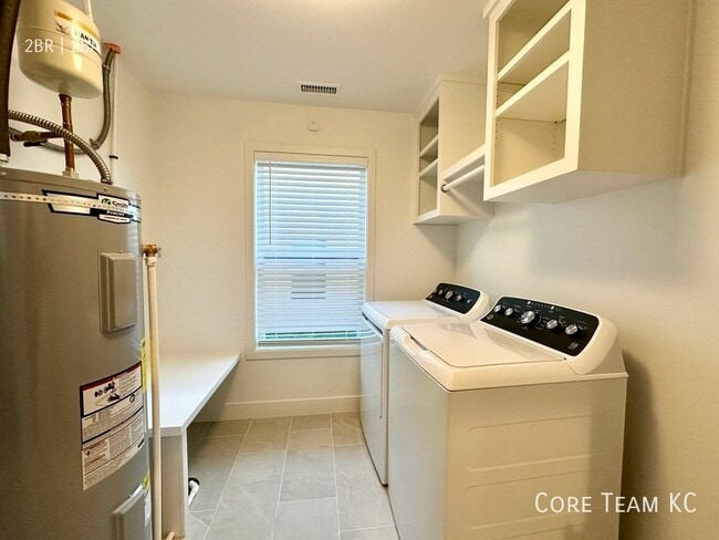 Building Photo - 7708 Main St