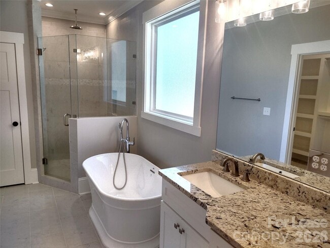 Building Photo - 1716 Berryhill Rd