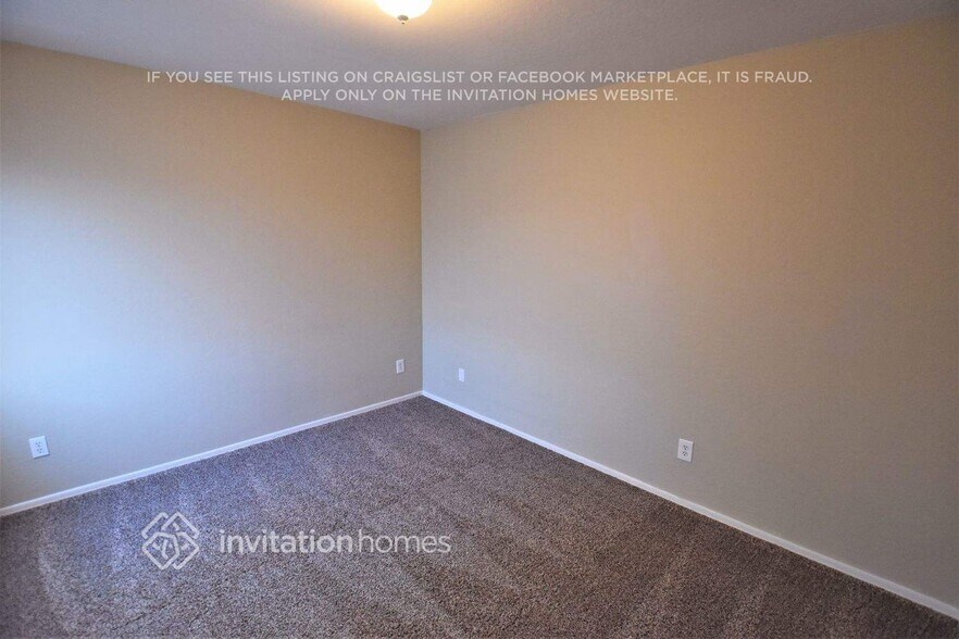 Building Photo - 39618 N Webb Cir