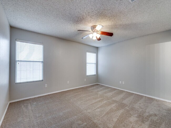 Building Photo - 632 Condor Trail