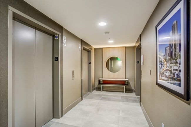 Building Photo - 1240 India St