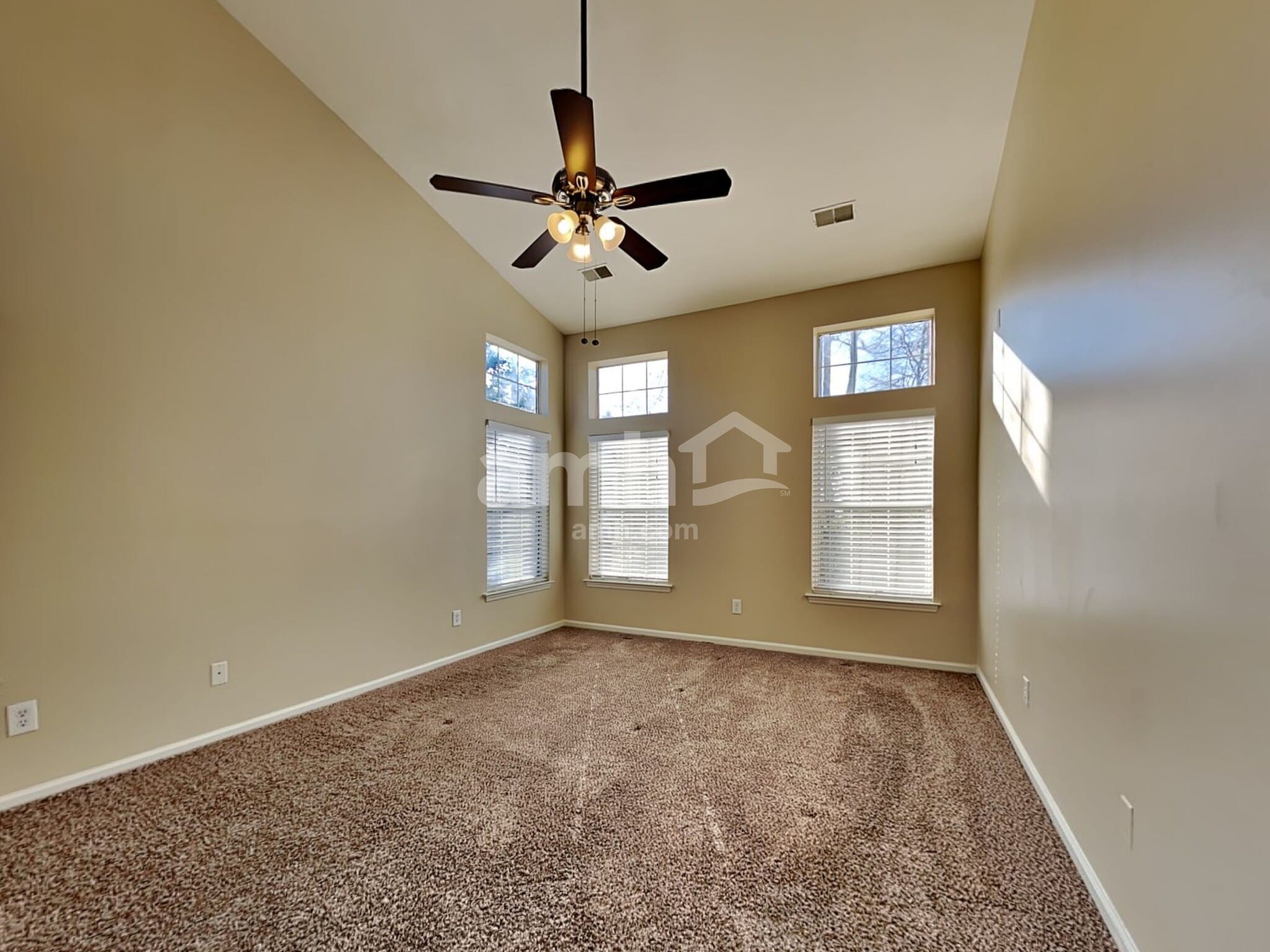 Building Photo - 110 Pristine Ct