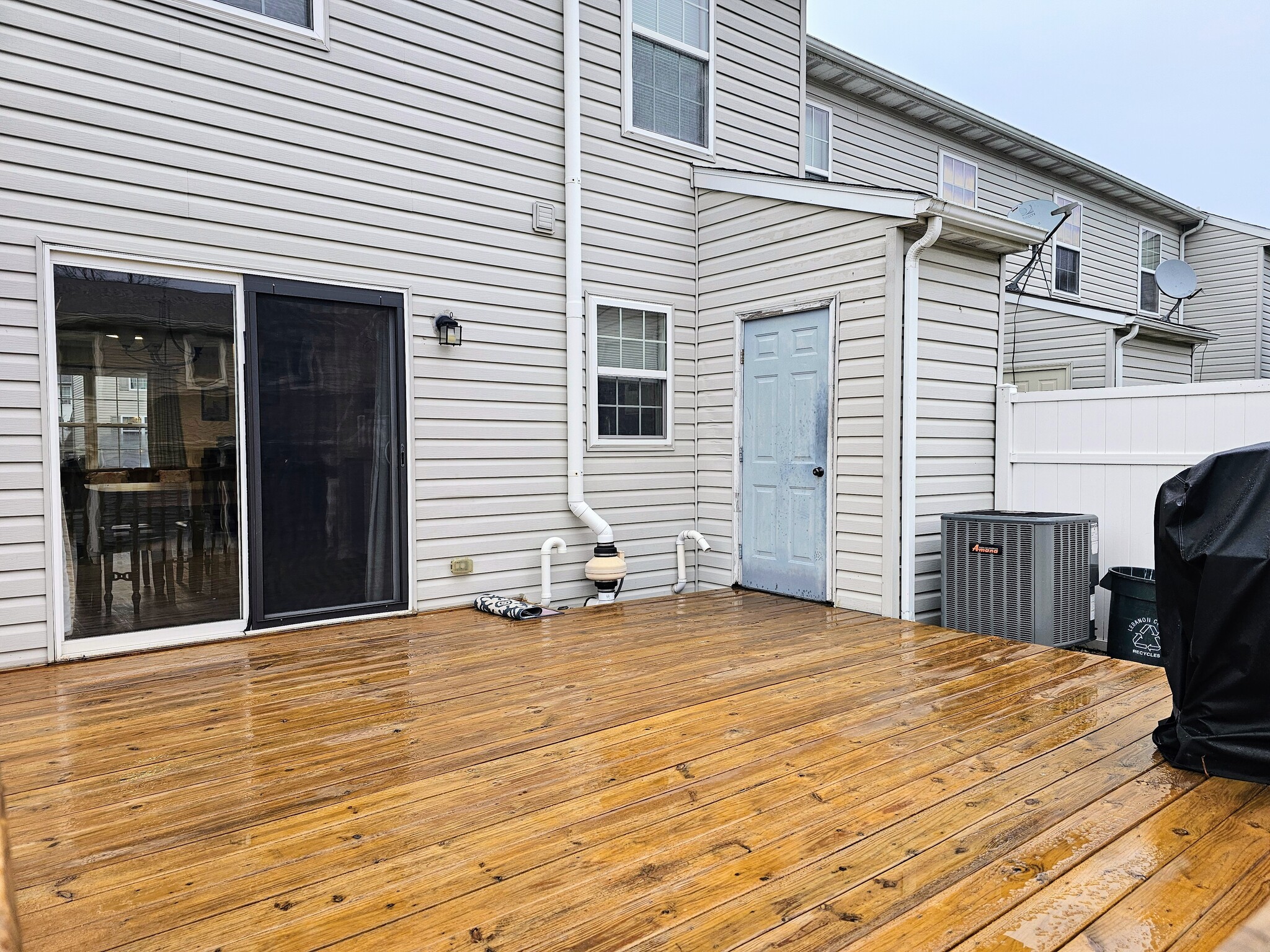 Building Photo - 71 Laurel Dr