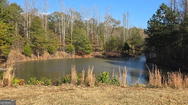 Building Photo - 13106 Vista Dr SE