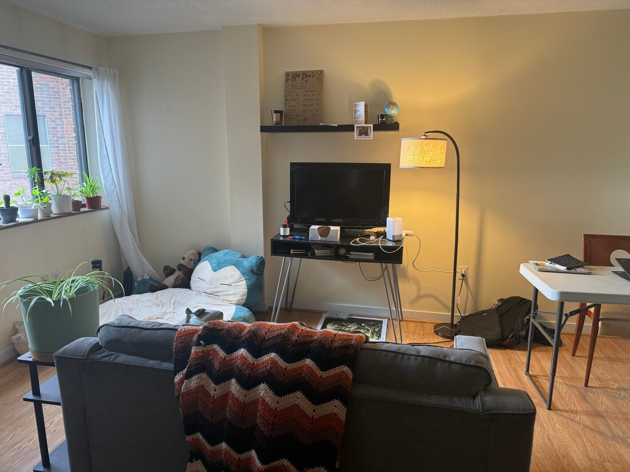 Building Photo - 153 Kelton St