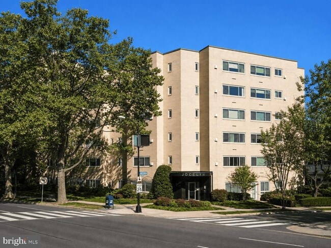Building Photo - 5315 Connecticut Ave NW