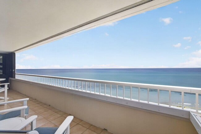 Building Photo - 5280 N Ocean Dr
