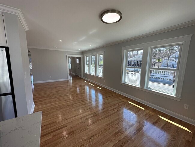 Building Photo - 35 Trapelo Rd