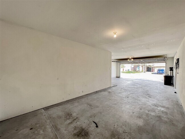 Building Photo - 24811 Mason Trail Dr