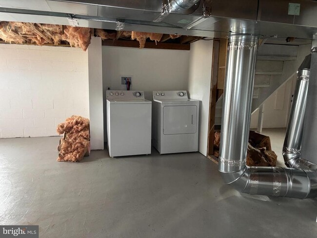 Building Photo - 8105 Winchester Ave