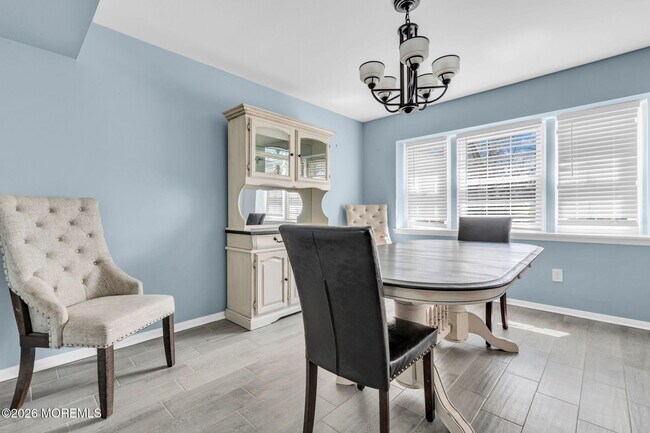 Building Photo - 22 Collingwood Rd