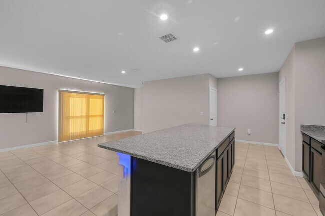 Building Photo - 3351 Liberty Square Way