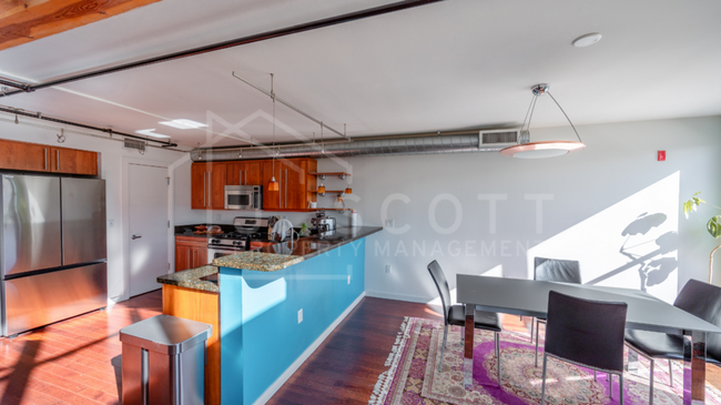 Building Photo - Luxury Downtown Phoenix Loft with Breathta...