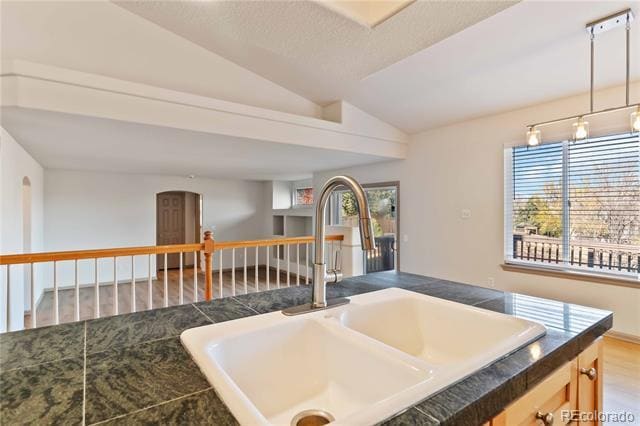 Building Photo - 4795 Fenwood Dr