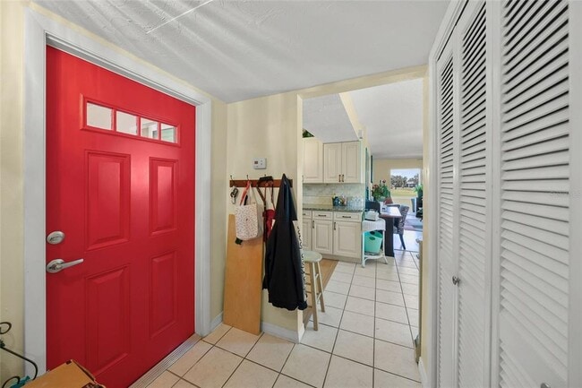 Building Photo - 7193 W Country Club Dr N