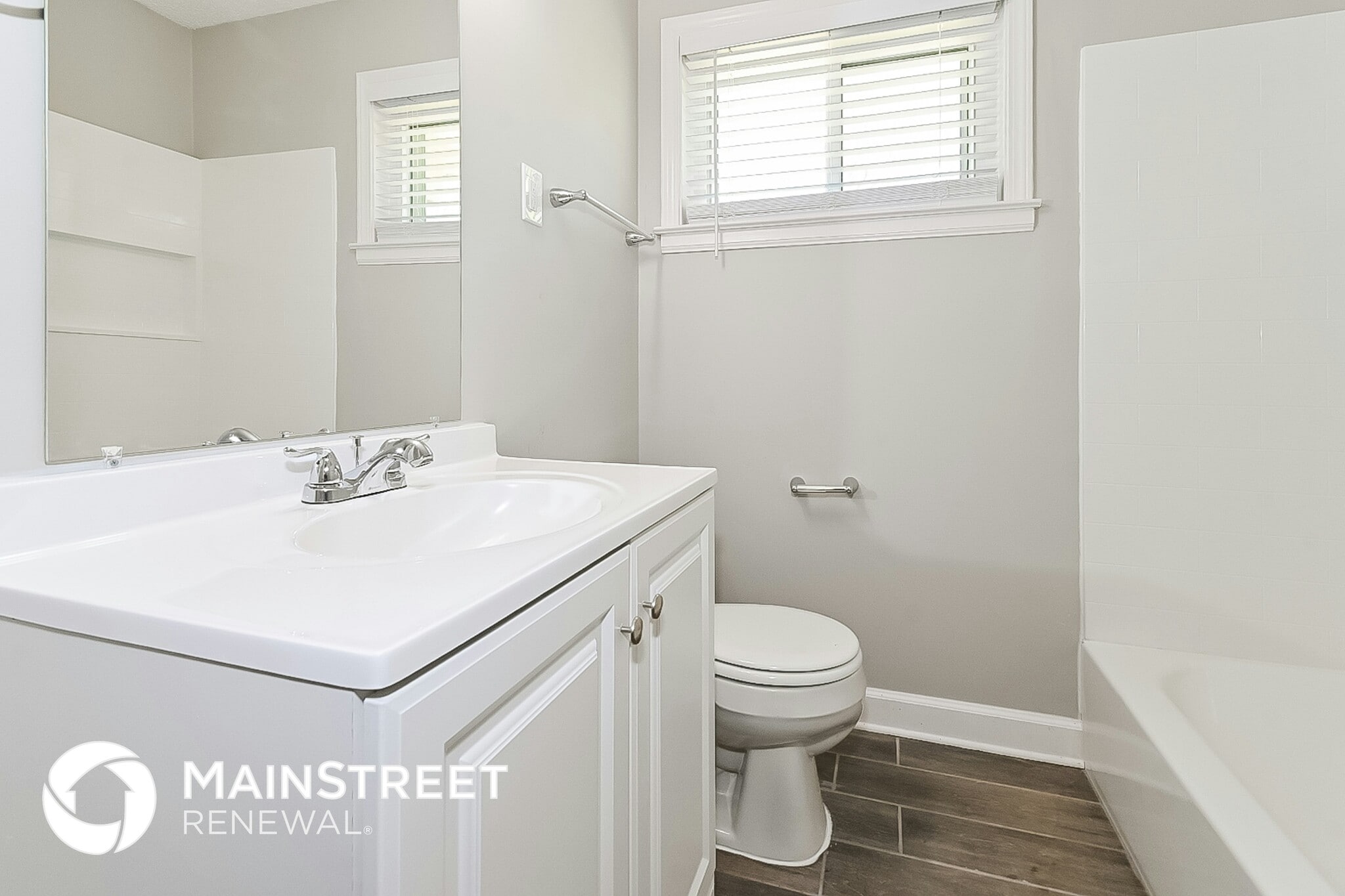 Building Photo - 1695 Myrna Ln