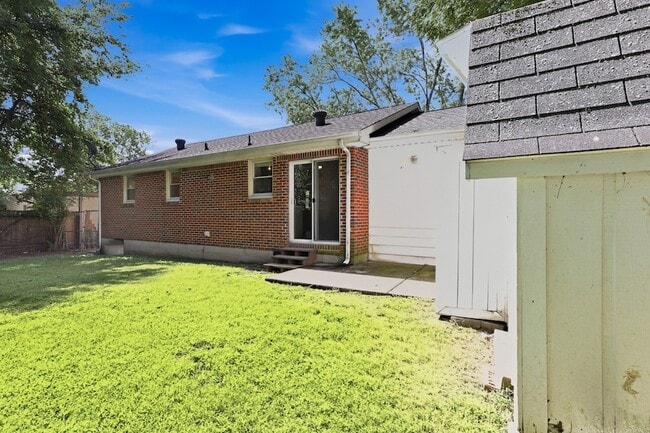 Building Photo - 106 Sherwood Terrace