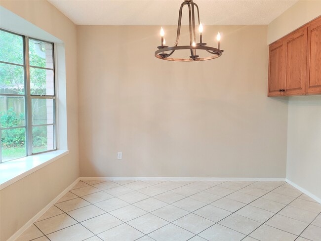 Building Photo - 1914 Seakale Ln