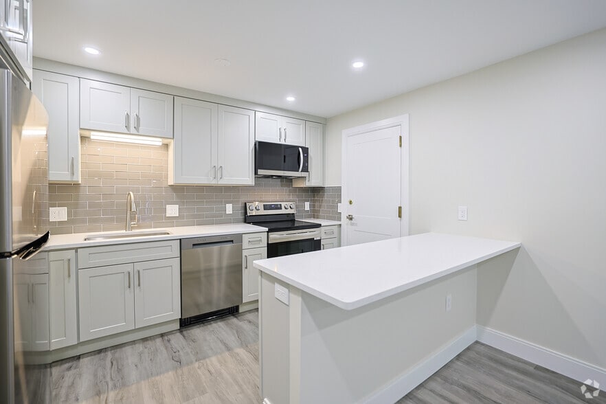 Primary Photo - Nahatan Terrace