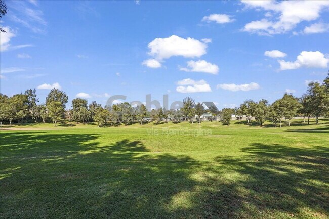Building Photo - 28075 Daydream Way