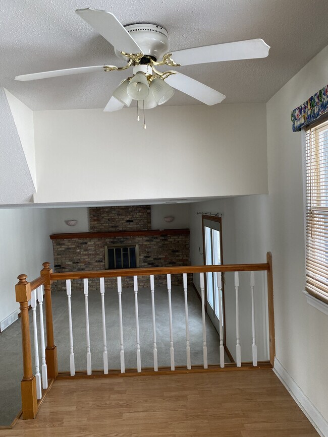 Building Photo - 14706 Harvey Oaks Ave