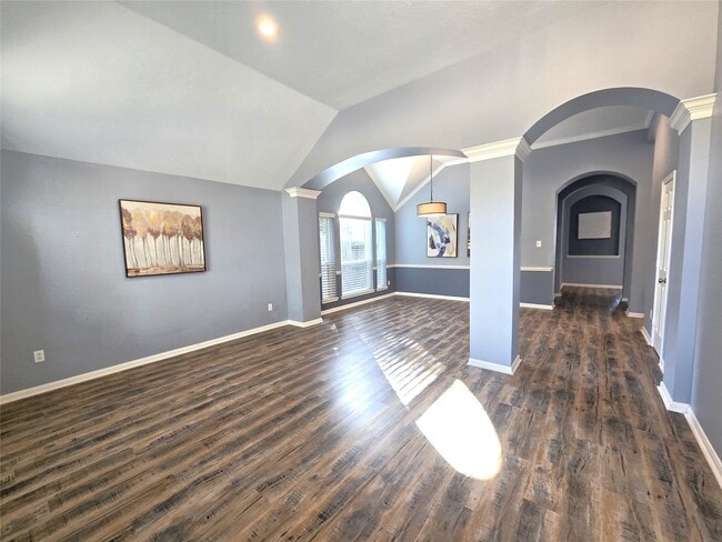 Building Photo - 2614 Parkbriar Ln