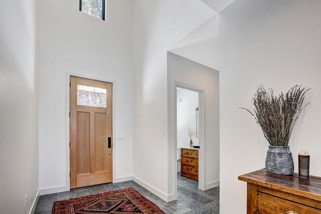 Building Photo - 189 Co Rd 535