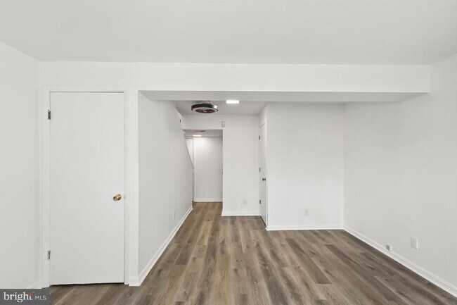 Building Photo - 8315 Brookvale Ct