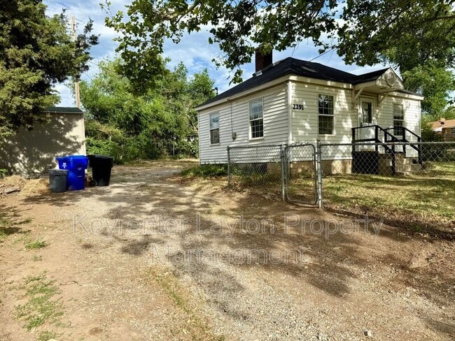 Building Photo - 2291 S 500 W