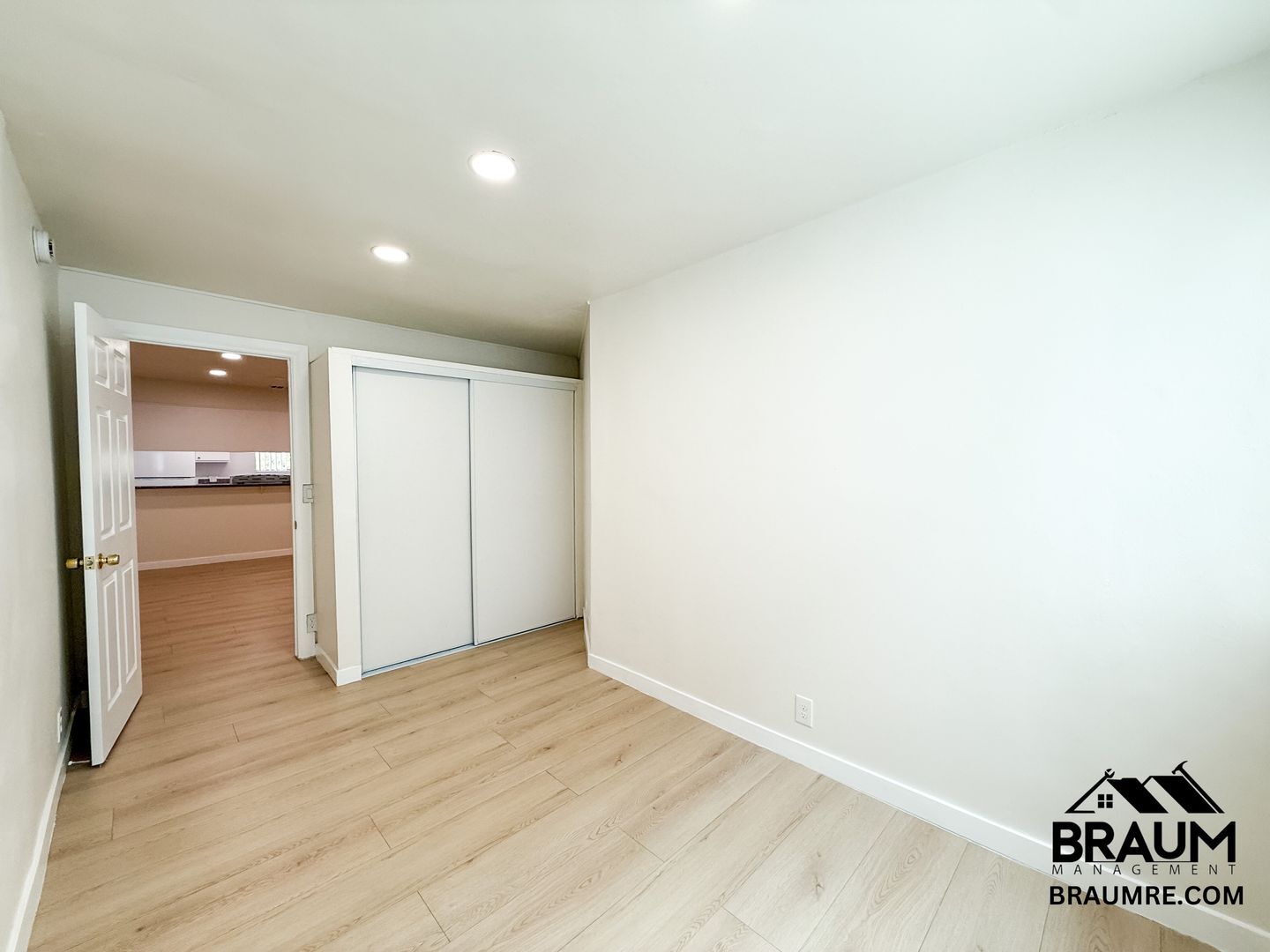 Building Photo - 4638 Tilden Ave