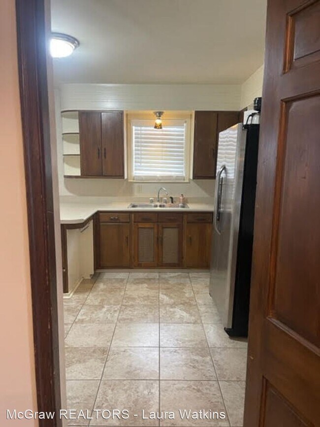 Building Photo - 3 br, 2 bath House - 2144 E. 31st St.