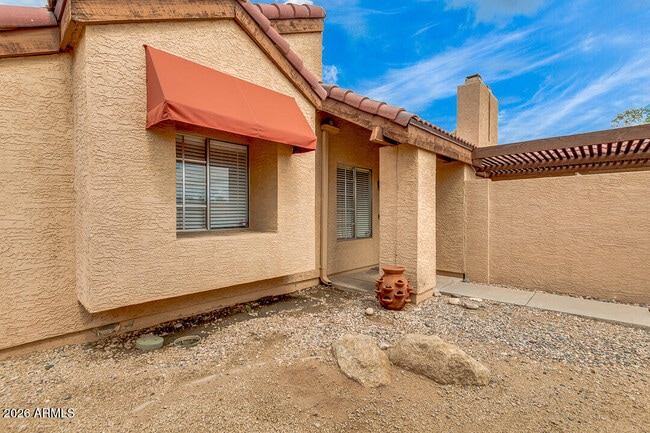 Building Photo - 2145 E Center Ln