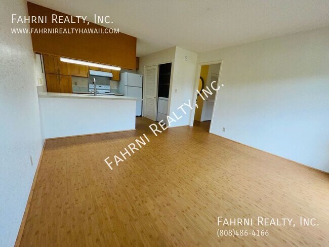 Building Photo - 94-1055-1055 Kaukahi Pl