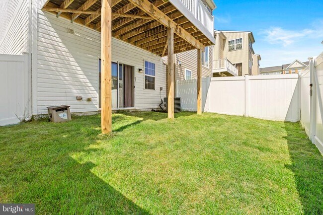Building Photo - 8317 Horned Owl Ln