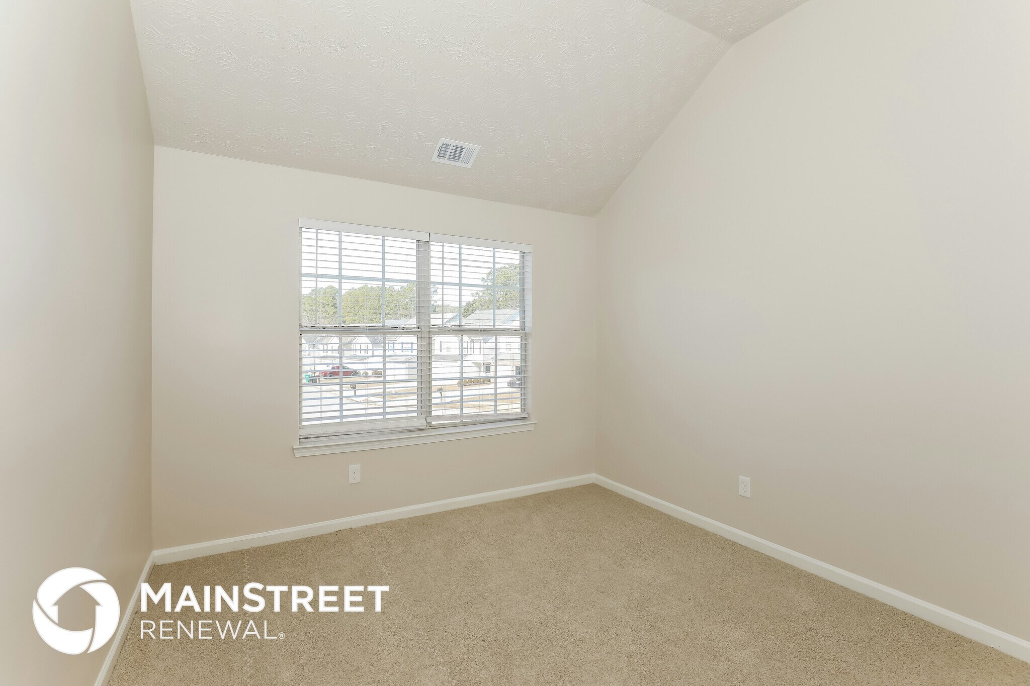 Building Photo - 7471 Garnet Dr