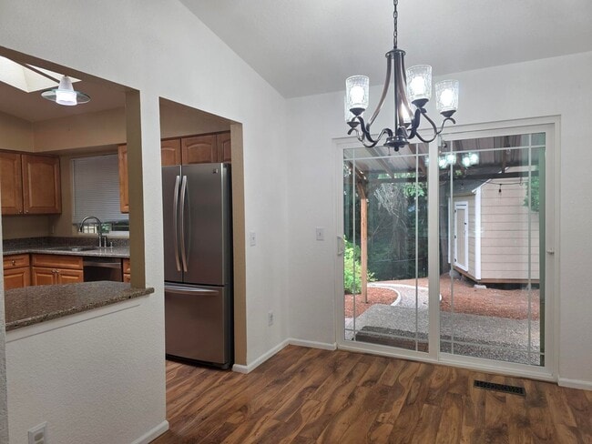 Building Photo - 8216 Winchester Ct NW