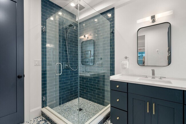 Building Photo - 5 Caspian Way