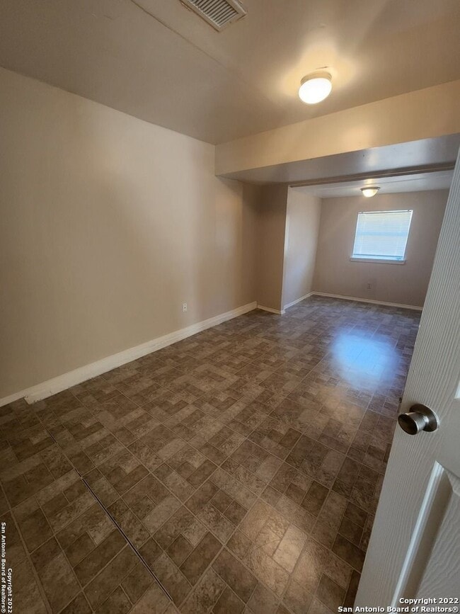 Primary Photo - 2 Bedroom 2 bath in BIG COUNTRY GDN HMS