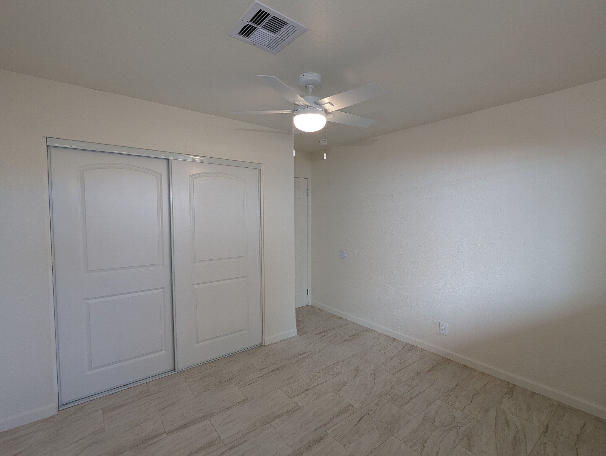 Building Photo - 73443 Catalina Way