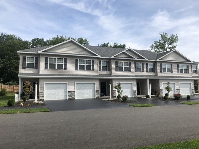 Building Photo - 2405 Rosa RoadRidge Manor Ct