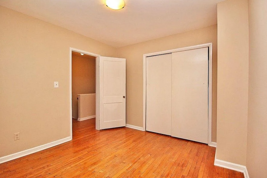 Building Photo - 427 Wakefield Dr