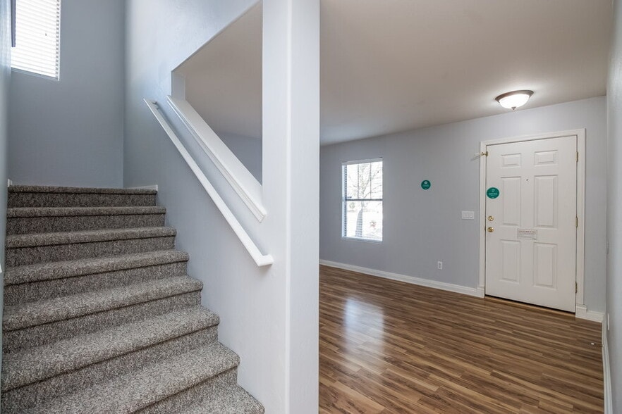 Building Photo - 16809 W Central St