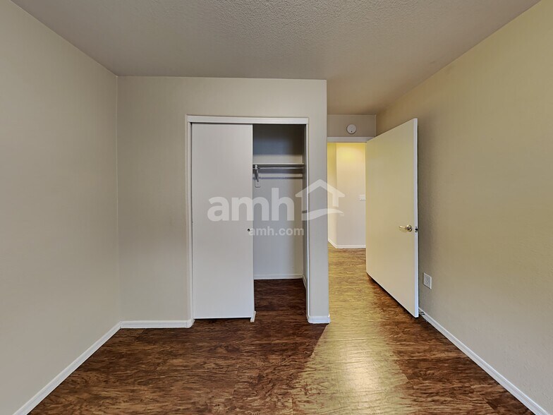 Building Photo - 7023 S Calypso Ct