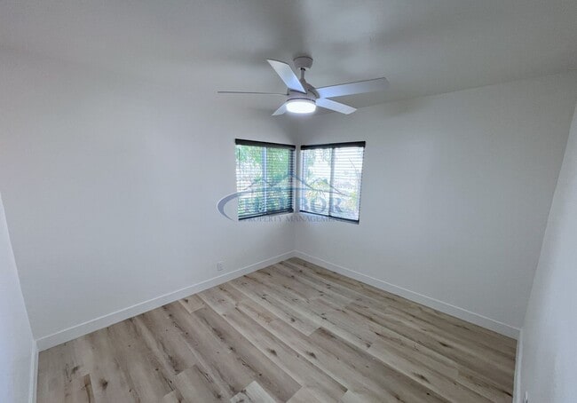 Building Photo - 2059 Jaybrook Dr