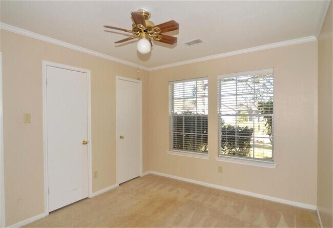 Building Photo - 11514 Sagecreek Dr